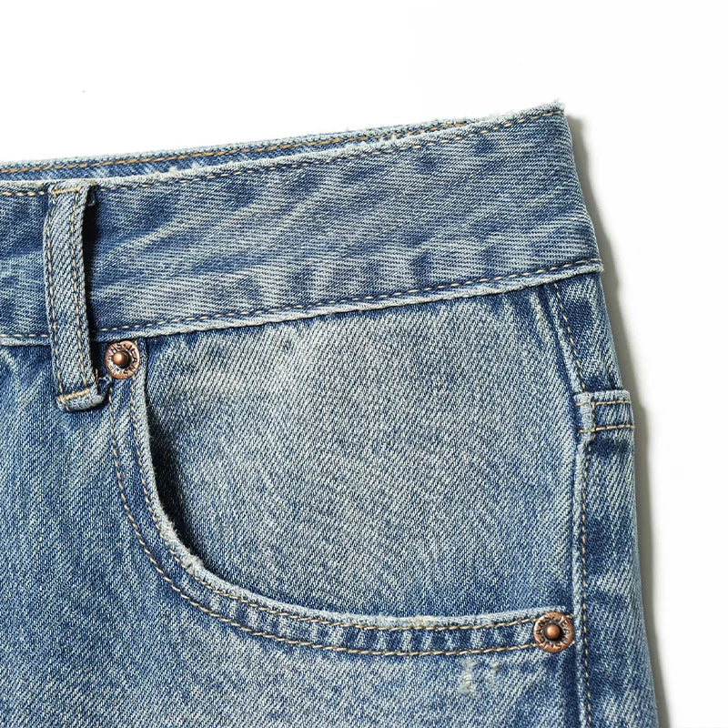 Vaqueros Retro de Tiro Alto con Bajo Deshilachado y Vuelta – Colección Primavera 2026