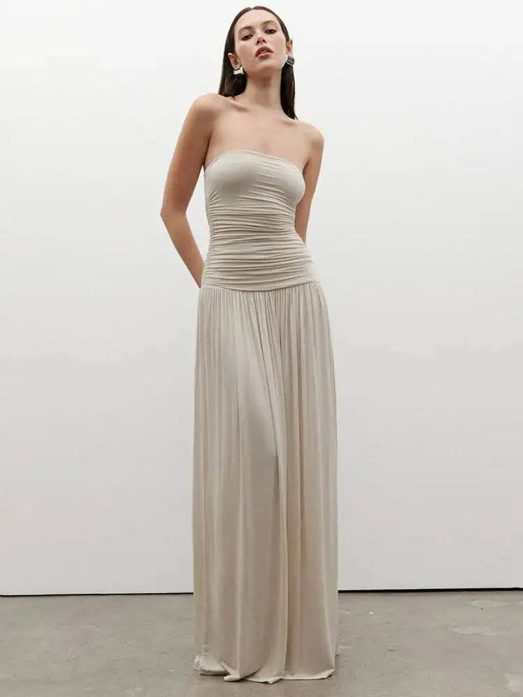 Vestido Maxi Mozision: Elegancia Minimalista