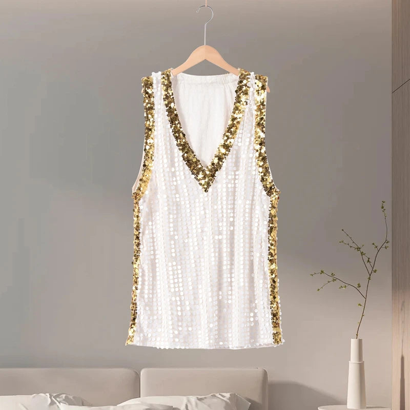 Vestido Mini de Lentejuelas con Escote en V: Elegancia y Brillo