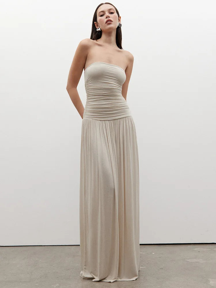 Vestido Maxi Mozision: Elegancia Minimalista