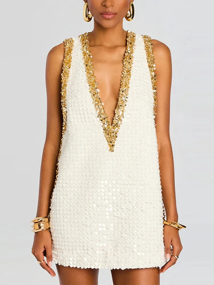 Vestido Mini de Lentejuelas con Escote en V: Elegancia y Brillo